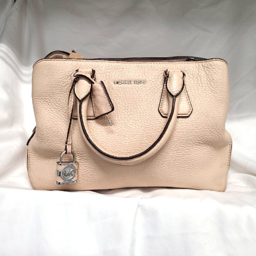 Michael Kors Camille Satchel in Light Pink Pebbled Leather